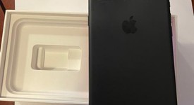 Good
													Apple iPhone 7 Plus - AT&T, Black, 128 GB, 3 GB, A1661, photo 2 of 2