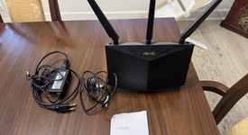 Mint
													Asus Router, photo 1 of 4
