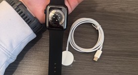 Good
													Apple Watch Series 9 45mm - Unlocked, Midnight, A2984 - Cellular, Aluminum, photo 4 of 6