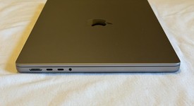 Good
													MacBook Pro 2021 - 14" - Apple M1 Pro 8-core, Gray, 512 GB, 16 GB, photo 4 of 11