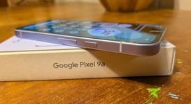 Mint
													Google Pixel 9a - Unlocked, Iris, 128 GB, 8 GB, photo 5 of 7