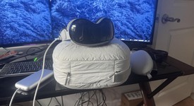 Mint
													Apple Vision Pro - 1 TB, photo 1 of 14