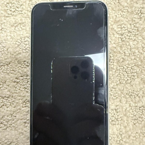 Apple iPhone Xr - Unlocked, 64 GB, White, A1984