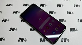 Mint
													Samsung Galaxy S10e - Unlocked, Black, 128 GB, 6 GB, SM-G970U1, photo 3 of 5
