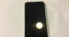 Good
													Apple iPhone SE 1st Gen 2016 - Bell Canada, Grey, 16 GB, photo 4 of 10