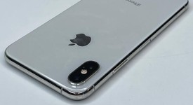 Good
													Apple iPhone Xs - Verizon, Silver, 256 GB, A1920, photo 4 of 7