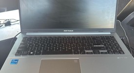 Good
													Asus Vivobook Laptop, photo 1 of 12