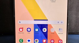 Good
													Samsung Galaxy Z Fold4 5G - Unlocked, Gray, 512 GB, 12 GB, SM-F936U1, photo 3 of 6