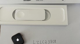 Good
													Apple Watch SE 1st Gen 40mm - Gold, A2351 - GPS, Aluminum, photo 2 of 7