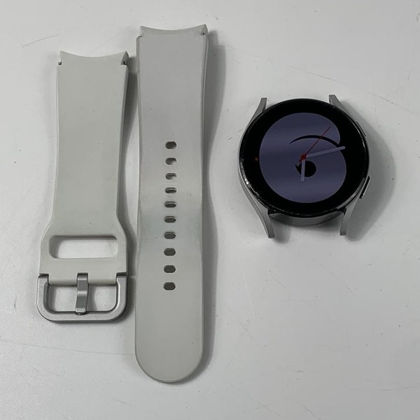 Samsung Galaxy Watch4 - Wi-Fi, Silver, 40mm