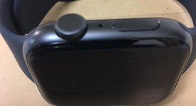 Good
													Apple Watch SE 1st Gen 44mm - Gray, A2352 - GPS, Aluminum, photo 5 of 8