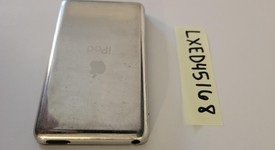 Fair
													Apple iPod Classic 6th Gen 2008 - Black, 80 GB, photo 3 of 9