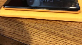 Good
													Samsung Galaxy S9 - Unlocked, Gold, 64 GB, SM-G960U1, photo 4 of 11