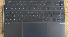 Mint
													HP Spectre Laptop, photo 1 of 8