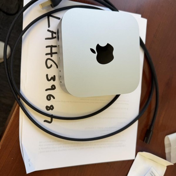 Mac Mini 2024 - 256 GB, 16 GB, Apple M4