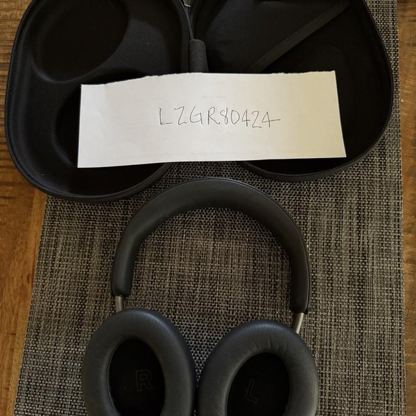 Bose QuietComfort Ultra Headphones - Black