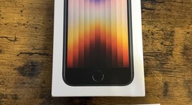 New
													Apple iPhone SE 3rd Gen 2022 - Unlocked, Midnight, 64 GB, A2595, photo 1 of 4