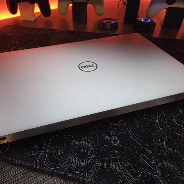 Dell XPS 15 9520 (2022) - 512 GB, Silver, 16 GB, Intel Core i7, FHD+ Plus Non-touch