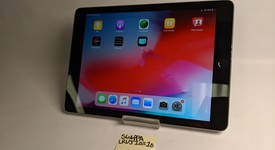 Good
													Apple iPad 6th Gen - Unlocked, Gray, 32 GB, A1954, photo 1 of 8