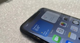 Fair
													Apple iPhone Xr - AT&T, Black, 64 GB, A1984, photo 3 of 13