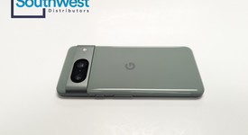 Good
													Google Pixel 8 - Spectrum, Hazel, 128 GB, 8 GB, G9BQD, Sub-6 5G, photo 4 of 8