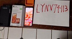 Mint
													Motorola Razr (2024) - Cricket, Orange, 256 GB, 8 GB, photo 1 of 10