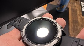 Mint
													Garmin Fenix 8 - Carbon, AMOLED, photo 2 of 6