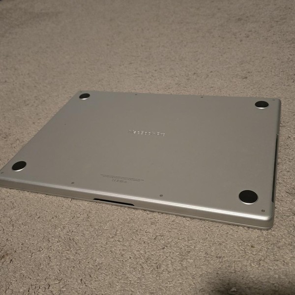 MacBook Pro 2021 - 16 inch - 1 TB, Gray, 32 GB, Apple M1 Pro 10-core