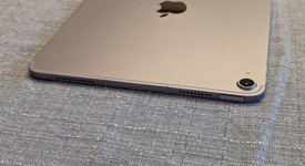 Mint
													Apple iPad Air 5th Gen - Unlocked, Purple, 256 GB, A2589, photo 4 of 9