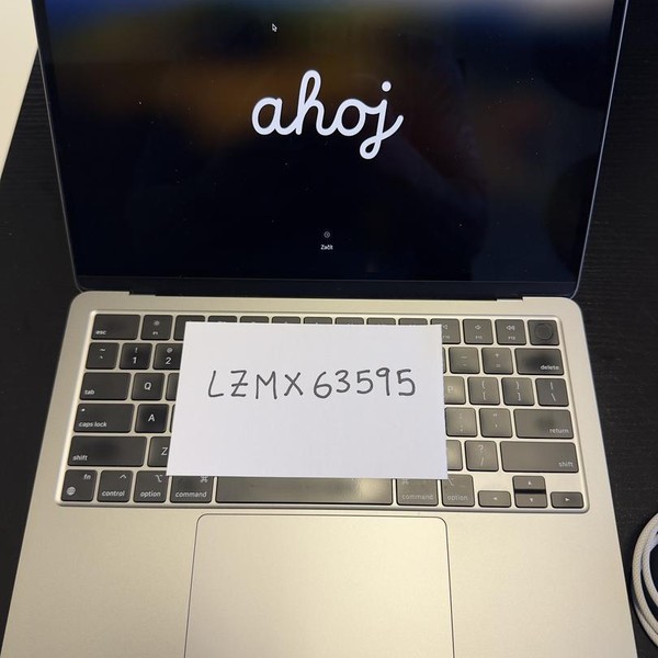 MacBook Air 2022 (M2) - 13 inch - 256 GB, Gray, 8 GB, Apple M2