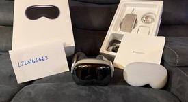 Mint
													Apple Vision Pro - 256 GB, photo 2 of 14