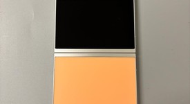 Good
													Samsung Galaxy Z Flip6 - Unlocked, Peach, 512 GB, 12 GB, SM-F741U1, photo 1 of 4