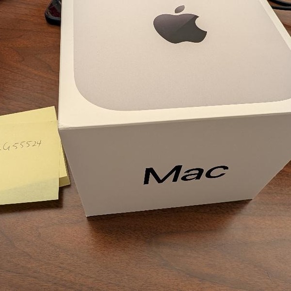 Mac mini 2026 - 256 GB, Silver, 16 GB, Apple M6 12-core (12-core GPU)