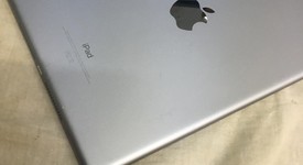 Good
													Apple iPad 6th Gen - Unlocked, Gray, 32 GB, A1954, photo 2 of 7