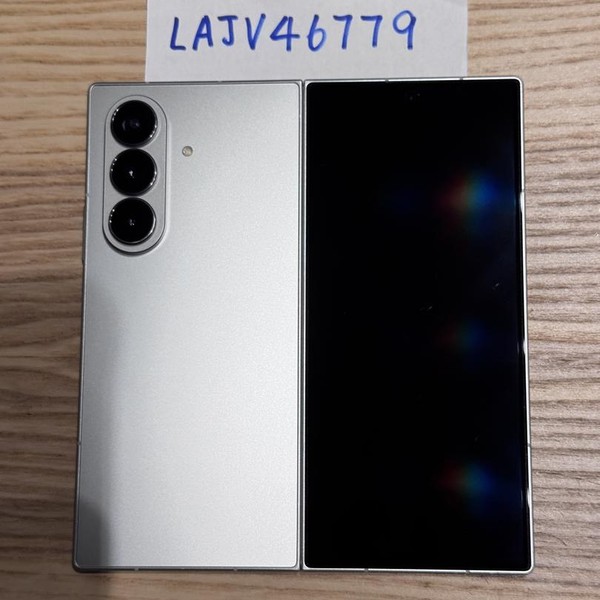 Samsung Galaxy Z Fold7 - Unlocked, 512 GB, Silver Shadow, 12 GB, SM-F966U1