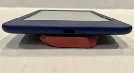 Good
													Amazon Kindle 11 - Navy Blue, 16 GB, photo 2 of 6