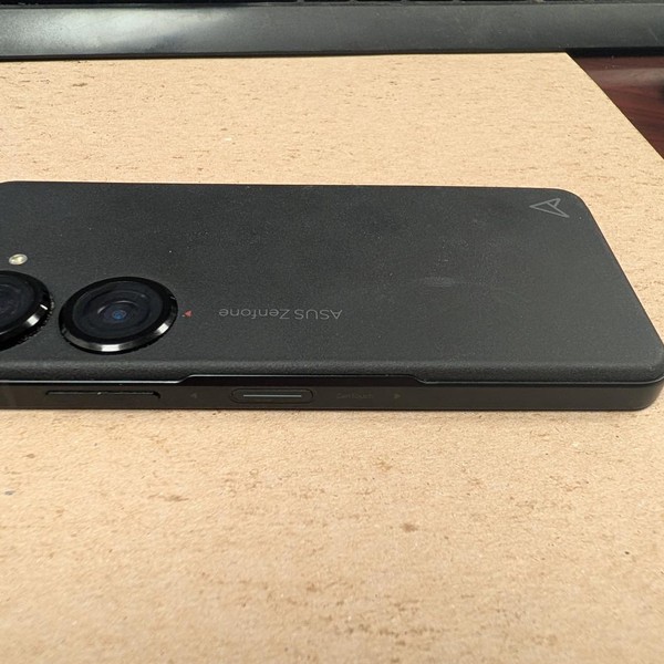 Asus Zenfone 10 - Unlocked, 128 GB, Black, 8 GB, U.S.