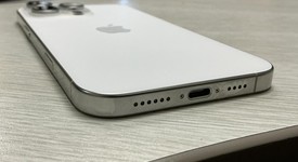 Good
													Apple iPhone 16 Pro Max - Unlocked, White, 512 GB, A3084, photo 6 of 6