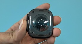 Good
													Apple Watch Ultra 2 49mm - Unlocked, Black, A2986, photo 2 of 6