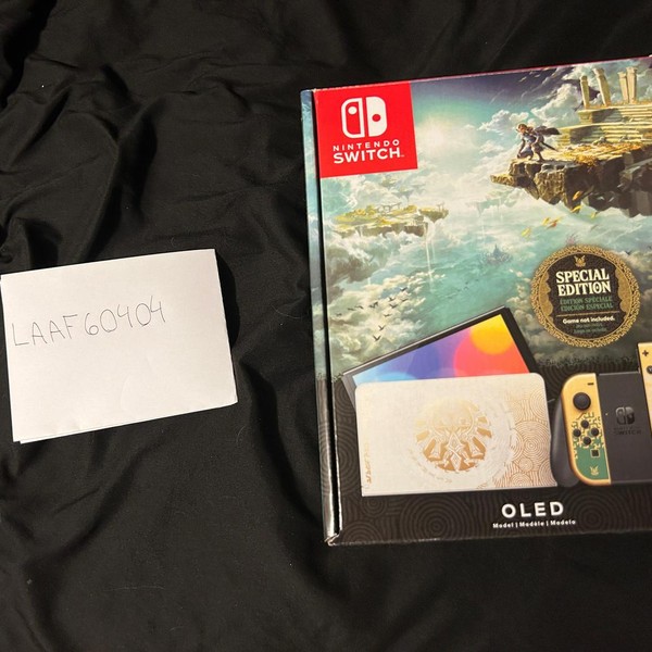 Nintendo Switch - OLED - 64 GB, White, The Legend of Zelda: Tears of the Kingdom Edition