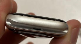 Good
													Apple Watch Series 4 44mm - Unlocked, Silver, A1976 - Cellular, Nike, photo 4 of 8