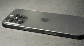 Mint
													Apple iPhone 15 Pro Max - Unlocked, Black, 256 GB, A2849, photo 4 of 7