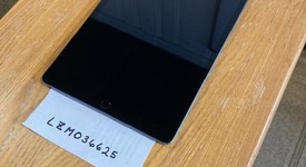 Mint
													Apple iPad 9th Gen - Wi-Fi, Gray, 64 GB, A2602, photo 1 of 16