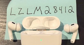 Used
													Apple AirPods Pro 2 - USB-C, photo 3 of 5