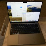 Good MacBook Pro Late 2023 (M3) - 14 inch - Apple M3, Gray, 512 GB, 8 GB, 10-core GPU