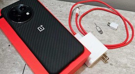 Mint
													OnePlus 11 - Unlocked, Green, 256 GB, 16 GB, CPH2451, photo 4 of 13