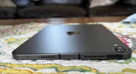 Mint
													Apple iPad Mini 6th Gen - Unlocked, Gray, 256 GB, A2568, photo 5 of 9