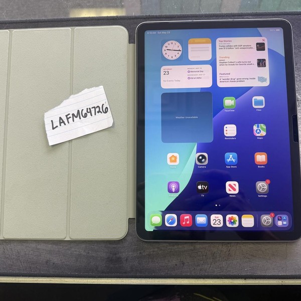 Apple iPad Air 11 inch (M3) 2025 - Unlocked, 128 GB, Gray, A3267