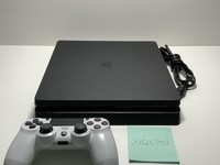 PlayStation 4 Slim