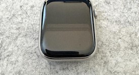 Good
													Apple Watch Series 7 45mm - Unlocked, Silver, A2477 - Cellular, Stainless, photo 4 of 9